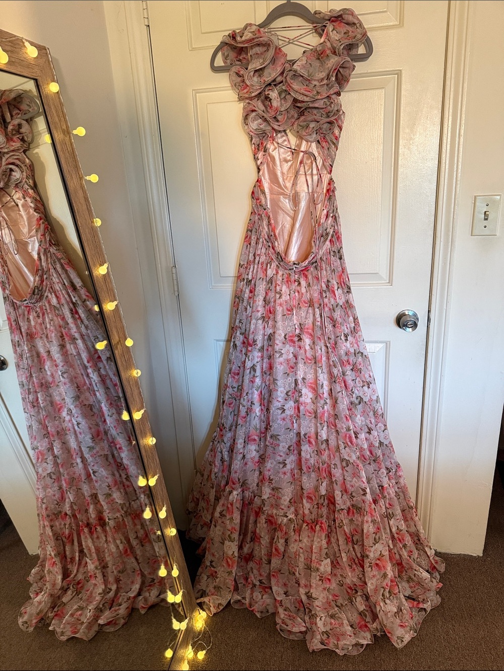 MAC DUGGAL Pink Ruffle Tiered Cut-Out Chiffon Floral Gown - Picture 6 of 16